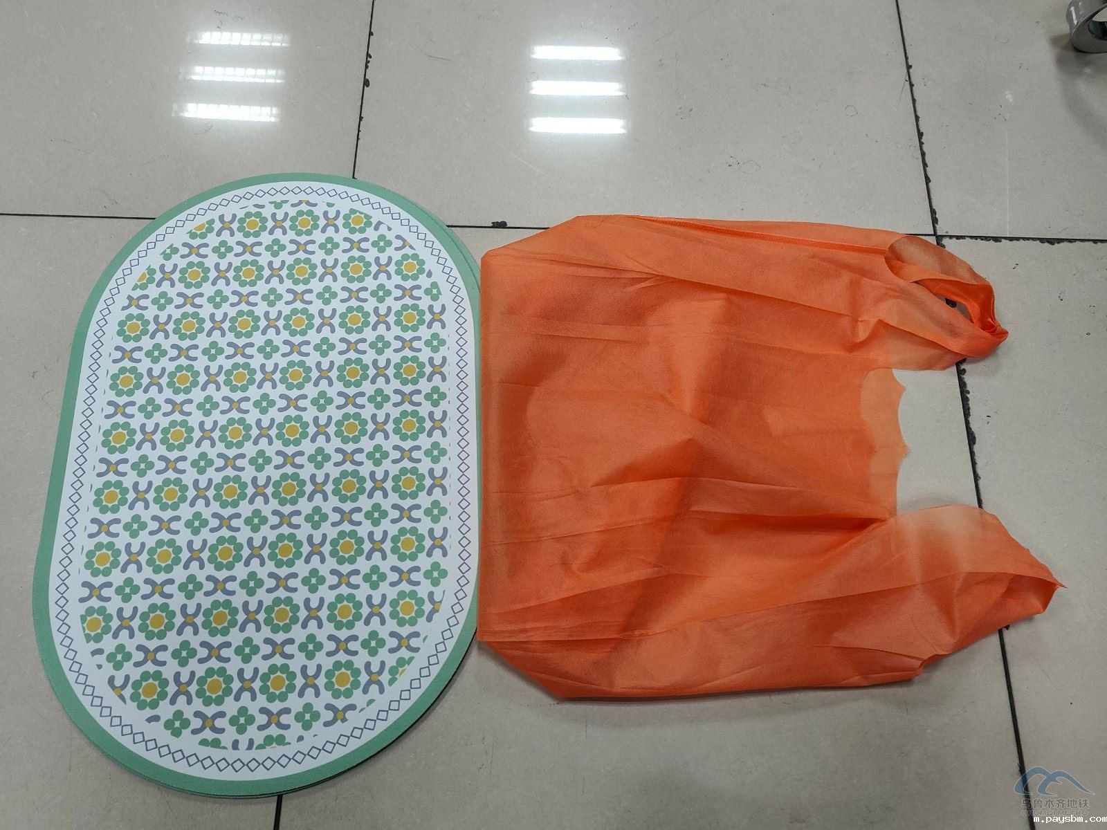 橙色袋子.jpg